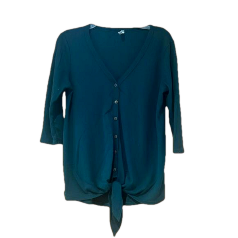 Acting Pro Women’s Lightweight Button Up